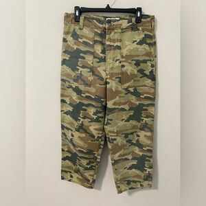 We The Free (Free People) Camouflage Cargo Pants Size 30